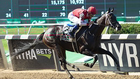 Midnight Bisou captures the 2018 Mother Goose Stakes at Belmont Park (Elsa Lorieul)