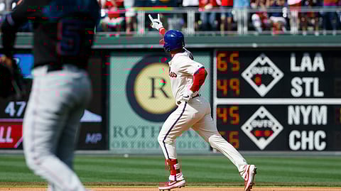 Phillies’ Rhys Hoskins circles the bases after hitting a home run off Marlins Elieser Hernandez on June 22 (Matt Slocum)