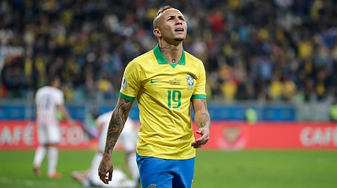 Brazil’s Everton reacts during a Copa America quarterfinal match against Paraguay on June 27 (Andre Penner)