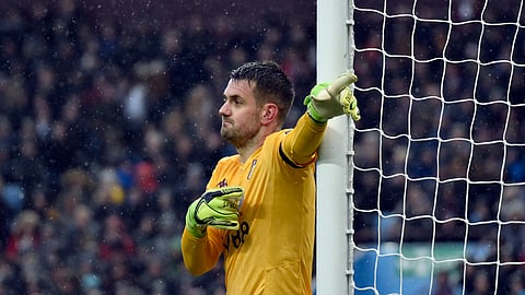 Aston Villa's goalkeeper Tom Heaton gives instructions to his players during the English Premier League soccer match between Aston Villa and Leicester City at Villa Park in Birmingham, England, Sunday, Dec. 8, 2019.