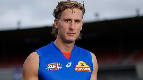 Aaron Naughton of the Western Bulldogs