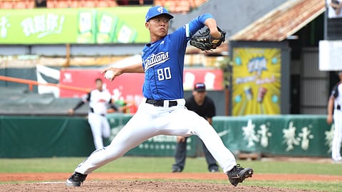 Fubon's 22-year-old righthander Ting-Wei Yu starts tonight, sporting a 1-0 record and 1.50 ERA.