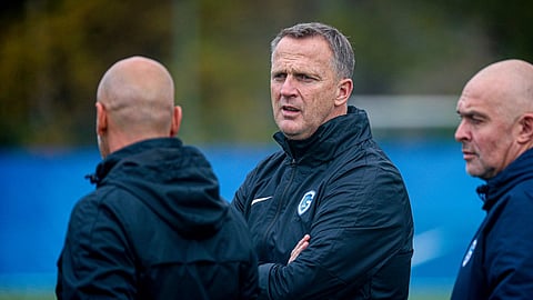 KRC Genk coach John van den Brom