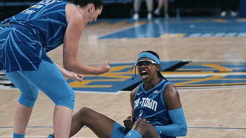 Stefanie Dolson and Diamond DeShields are fired up for the Sky.