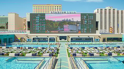 Everybody, and we mean everybody, into the pool at Circa Las Vegas.
