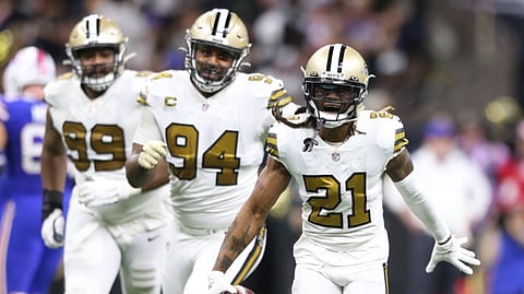 New Orleans hosts Dallas tonight in the Big Easy.