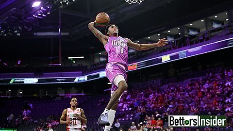 Ron Holland Dunking on the G-League Ignite