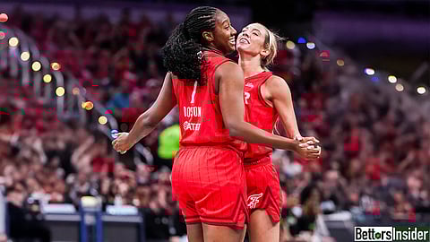 Lexie Hull and Aliyah Boston