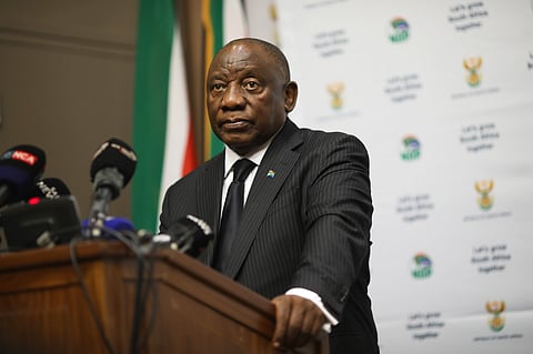 FT: Ramaphosa cornered as growth stalls and Washington turns hostile