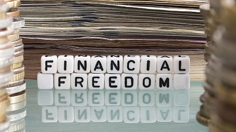 Magnus Heystek: I love my country but I love my financial freedom more