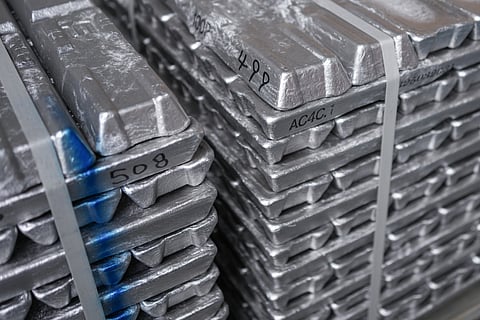 Miningweb: Forget gold. Aluminium is the metal taking the world by storm - Javier Blas