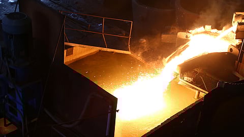 Miningweb: Power crunch forces Glencore to close two South African smelters