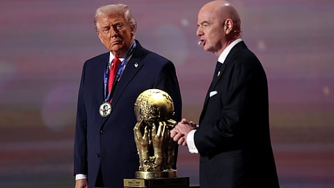 FIFA President Gianni Infantino risks turning the beautiful game ugly by sidling up to climate-change deniers like Donald Trump.