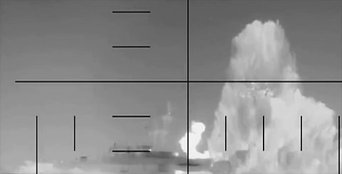 US submarine strike ignites new front in Iran war