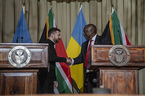 PRETORIA, SOUTH AFRICA - APRIL 24: Ukrainian President Volodymyr Zelenskyy (L) and South African President Cyril Ramaphosa (R) shake hands before holding a joint press conference following their meeting in Pretoria, the capital of South Africa on April 24, 2025. (Photo by Ihsaan Haffejee/Anadolu via Getty Images)