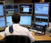 Investing in bonds: What the risks are and how to read the yield curve