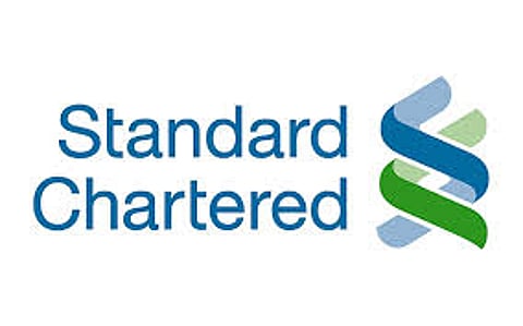 StanChart FD surprise departure drops shares 3%