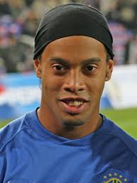 Ronaldinho debut nightmare in Mexico