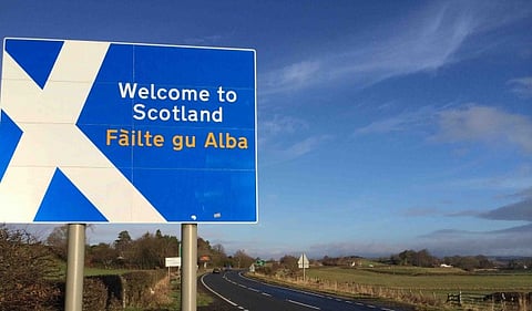 “Don’t break my heart,” British PM begs Scotland a week away from poll