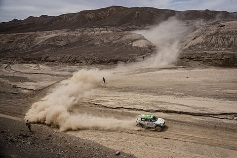 DAKAR: Al-Attiyah takes 30 minute lead over Giniel de Villiers into penultimate day