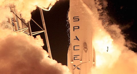 A remodeled version of the SpaceX Falcon 9 rocket lifts off at the Cape Canaveral Air Force Station on the launcher’s first mission since a June failure in Cape Canaveral, Florida, December 21, 2015. The rocket carried a payload of eleven satellites owned by Orbcomm, a New Jersey-based communications company. The first stage returned to land following launch. REUTERS/Joe Skipper