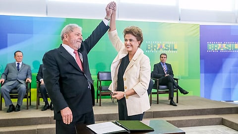 Brazil's President Dilma Rousseff (R) greets Brazil's former president Luiz Inacio Lula da Silva during the appointment of Lula da Silva as chief of staff, at Planalto palace in Brasilia, in this March 17, 2016 handout picture. REUTERS/Roberto Stuckert Filho/Brazilian Presidency/Handout via Reuters