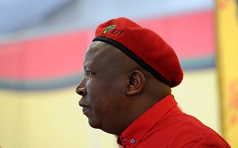 Malema’s car blockaded by gun-toting cops at Grayston Drive intersection