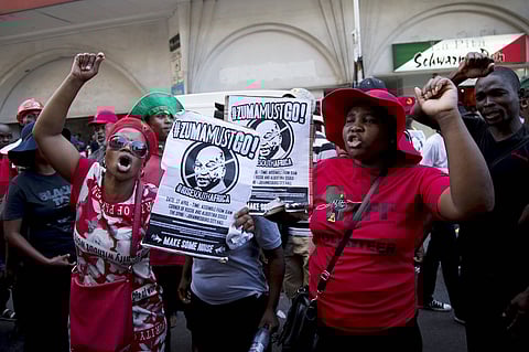 Protesters call for the removal of South Africa's President Jacob Zuma as the country commemorates the anniversary of the country's first democratic elections in Durban, South Africa, April 27, 2016. REUTERS/Rogan Ward