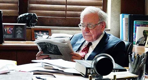 Buffett’s 10 year bet proves: Buy the index and beat investment professionals.