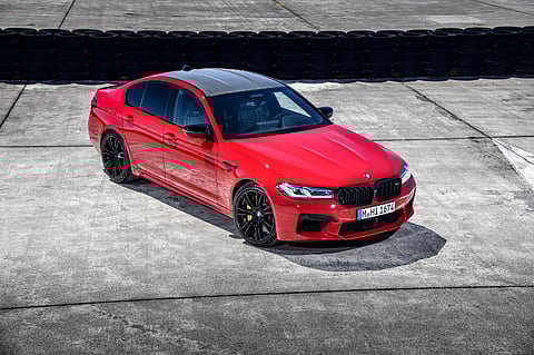 BMW M5 Competition: luxury at warp speed