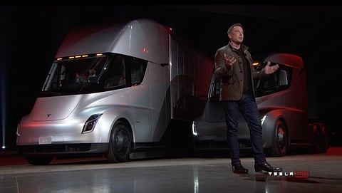 New world of trucking: The price advantage of a Tesla Semi
