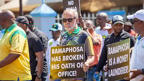 Carl Niehaus during a picket at the office of the Public Protector on September 09, 2022 in Pretoria, South Africa. The picket is meant to force acting Public Protector to release the report into the Phala Phala robbery at President Cyril Ramaphosa’s game farm in Limpopo. (Photo by Gallo Images/Papi Morake)