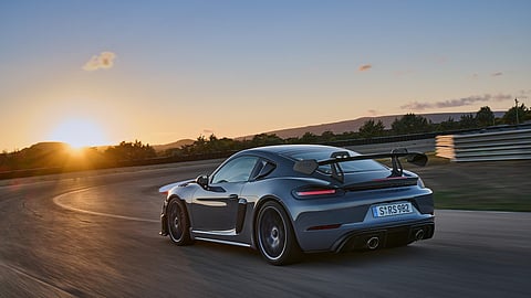 Porsche GT4 RS: there’s nothing quite like it