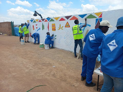 Harnessing culture and creativity to tackle plastic waste problem – Rebecca Henderson and Dr Cressida Bowyer