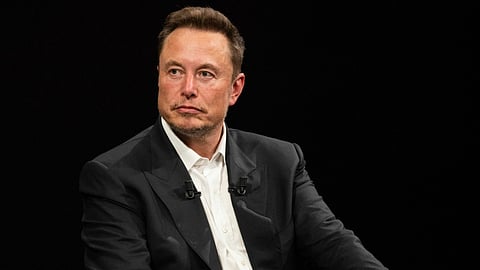 Apple could raise the sceptre of an App store ban for X as Elon Musk allows Alex Jones’ return to the platform – Dave Lee