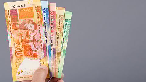 Ivo Vegter: ANC manipulates currency scandal for political gains, falsely accuses private sector