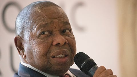 Student revolt brewing over “Blunt” Blade’s theft of their dreams