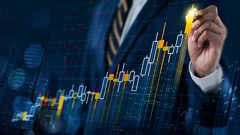 Global investment titans unveil 2024 strategies: Navigating risks, seizing growth opportunities