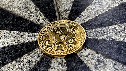 Bitcoin’s remarkable comeback: Surges to $50,000, overcoming scandals and legal woes