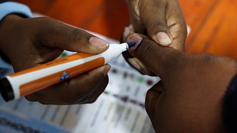 SA votes in landmark election as ANC faces potential loss of majority