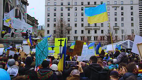 Kremlin pressures migrants, students into Ukraine conflict