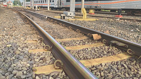 South African automakers in talks to revive key rail lines