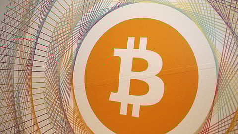 Bitcoin correlation with US equities plummets amid supply surge