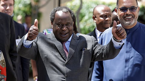 FT: Remembering Tito Mboweni β eight hours with him at home