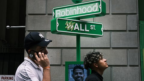 Robinhood eyes UK expansion amid declining stock culture: Paul J. DaviesÂ