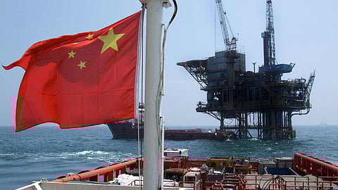 FT: China’s oil demand peaks – A turning point for global energy markets