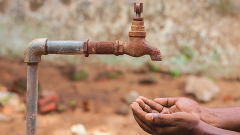FT: Full reservoirs, empty taps – SA’s water crisis deepens