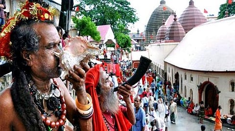 आसामनि गिबि मनट्रिया अम्बुबासि मेलाखौ बेखेवबाय