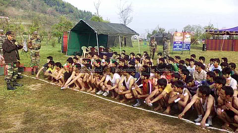 आर्मि साख्रिनि खौरां