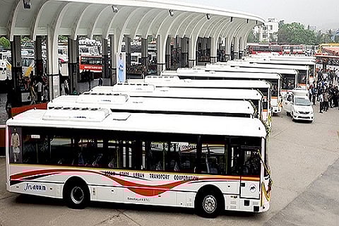 बास भरानि रां बारायनायखौ आसुआ बेरेखा खालामदों